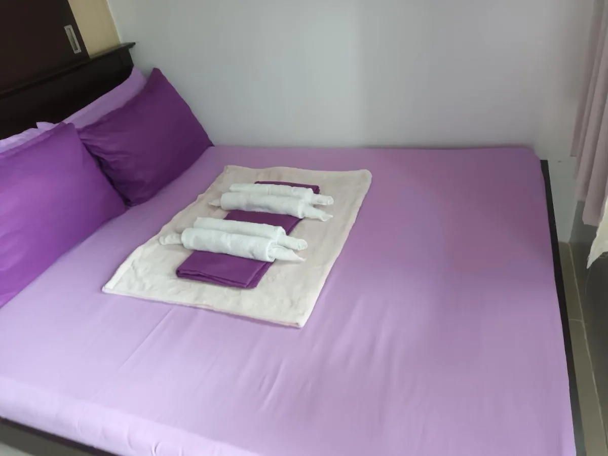 Wild Orchids Aparthotel Pasay