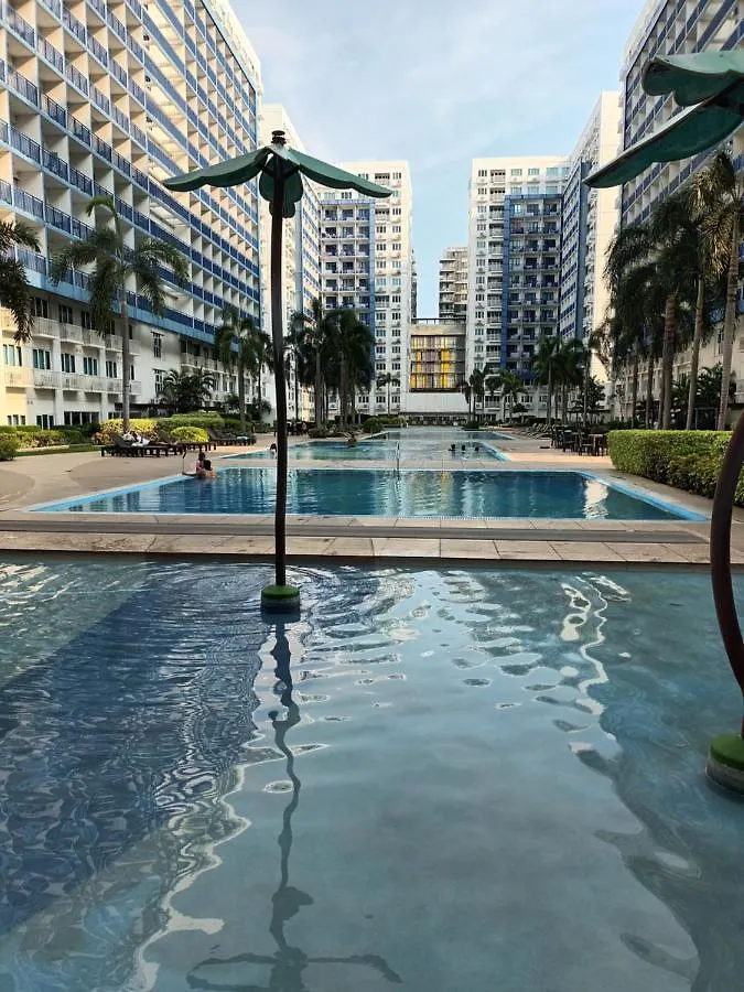 Wild Orchids Aparthotel Pasay